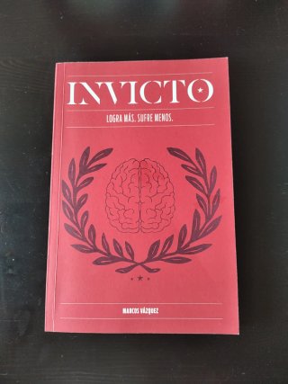 Invicto : entrenamiento mental para lograr más ...