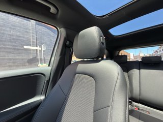 Mercedes-Benz GLA GLA 250 e