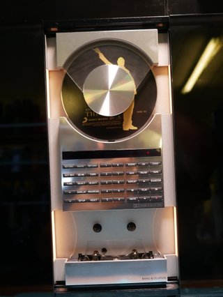 Bang & Olufsen