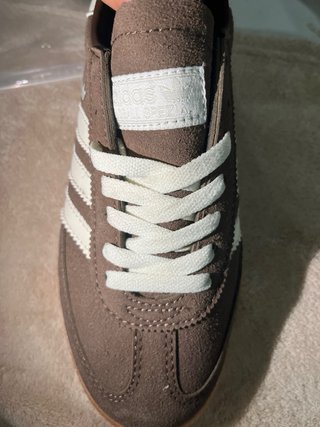 Adidas Spezial Marrones y Blancas