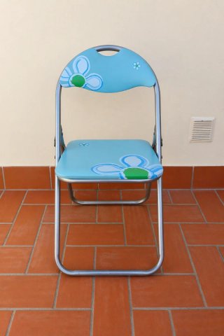 Silla plegable con diseño moderno