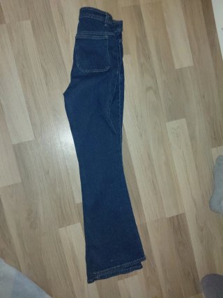 Pantalón vaquero Mango campana