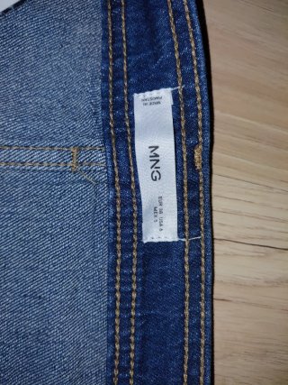 Pantalón vaquero Mango campana
