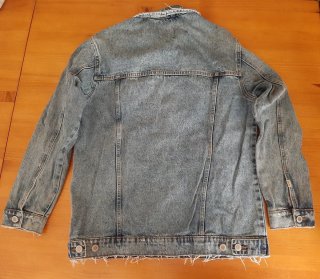 Oferta:Cazadora vaquera Bershka Talla S