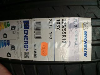 Neumático Verano Michelin Pilot Sport 4 225/55R19
