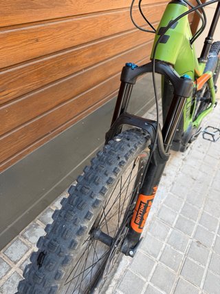 Bicicleta Eléctrica Cube Stereo Hybrid 140