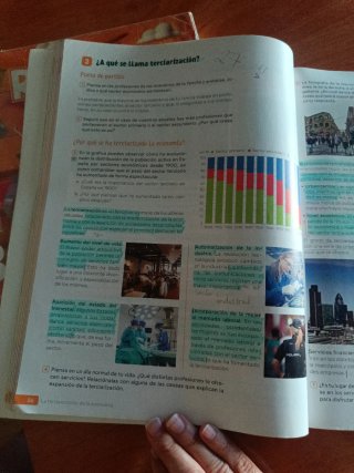 Geografía e historia 3 Secundaria : Revuela, Co...