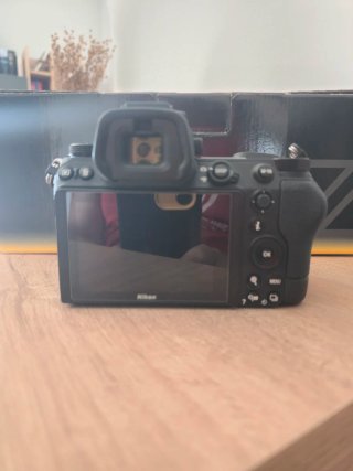 Nikon Z7 II (Cuerpo)