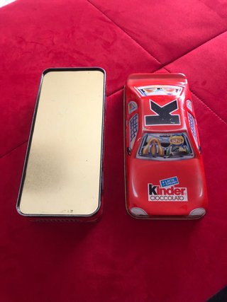 Scatola latta vintage auto Kinder portapenne ￼