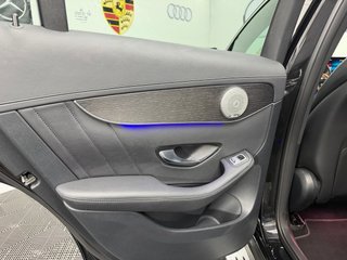 Mercedes-Benz GLC Coupé 2021 300e 320cv AMG LINE
