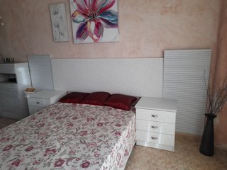 Dormitorio completo con armario
