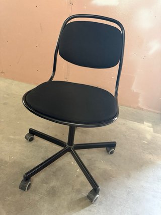Silla de escritorio moderna negra
