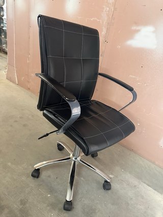 Silla de escritorio moderna negra