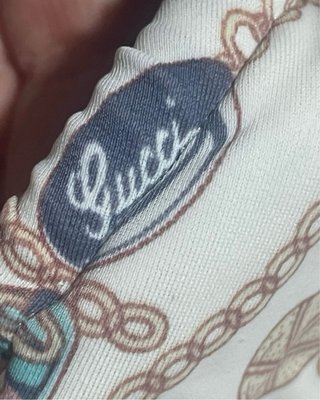 Bikini Gucci Estampado Cadenas Talla M