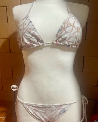 Bikini Gucci Estampado Cadenas Talla M