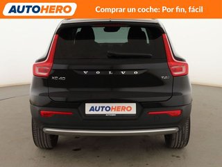 Volvo XC40 2.0 T4 Business Plus AWD