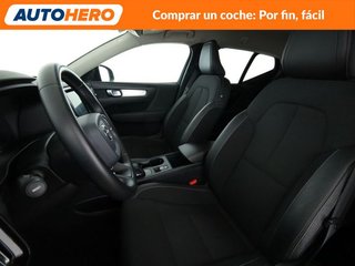 Volvo XC40 2.0 T4 Business Plus AWD