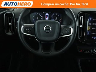 Volvo XC40 2.0 T4 Business Plus AWD