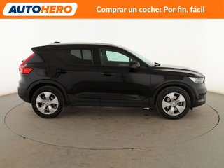 Volvo XC40 2.0 T4 Business Plus AWD