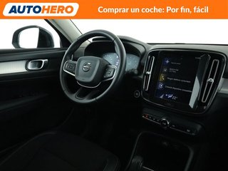 Volvo XC40 2.0 T4 Business Plus AWD