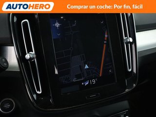 Volvo XC40 2.0 T4 Business Plus AWD