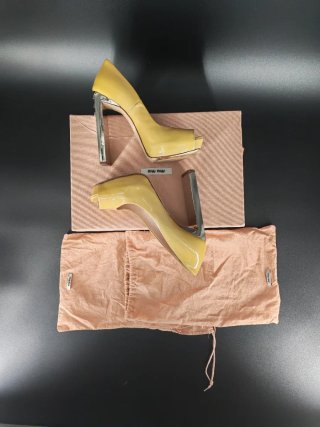 Scarpe Miu Miu Pelle vernice, Tacco Cristallo n 37
