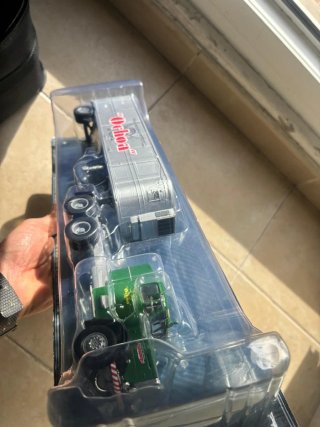 Camiones a escala para coleccionistas