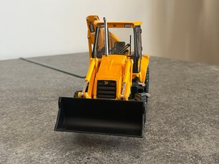Maquina retroexcavadora JCB 3CX Britains 1/32