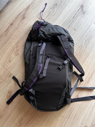 Mochila Patagonia Montaña Negra y Morada