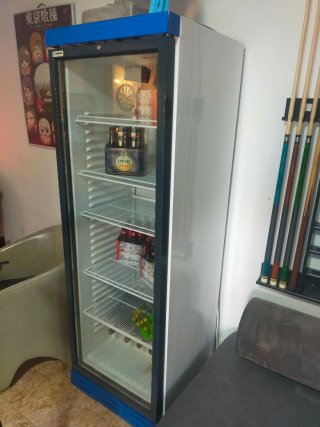 Sala de juegos completa: billar, recreativas, dard