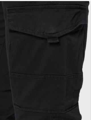 Pantalón cargo negro hombre