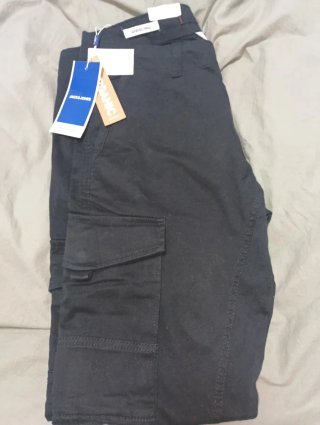 Pantalón cargo negro hombre