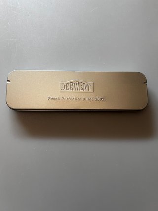 Caja metálica 6 lápices Derwent Charcoal