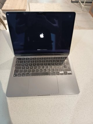 MacBook Air M2 2022 Gris Espacial