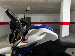 BMW F900R Azul