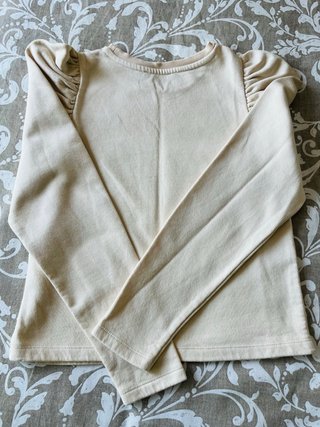 Sudadera Zara manga abullonada beige