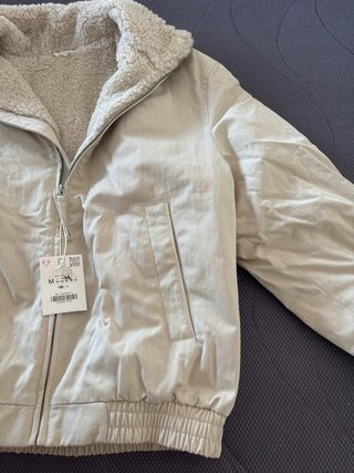 Bomber Zara Beige Talla M