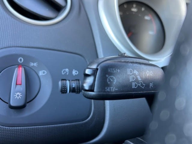 SEAT Ibiza 1.6 TDI CR Reference DPF 2011, foto 15