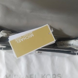 Bolso de hombro Michael Kors plateado