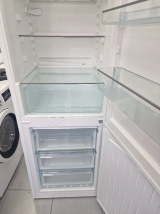 Nevera Miele 2m x 60cm con garantía