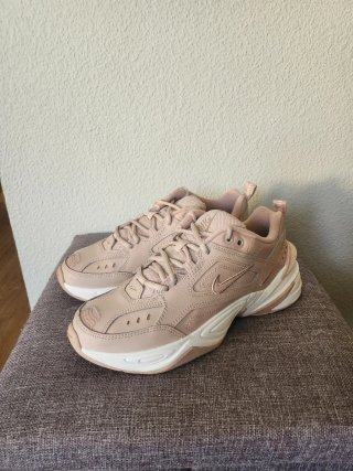 Nike M2K Tekno Talla 40 Rosa