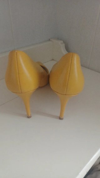 Zapatos de tacón Zara piel talla 38