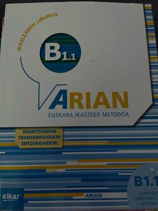 Arian euskara ikasteko metodoa. Ikaslearen libu...