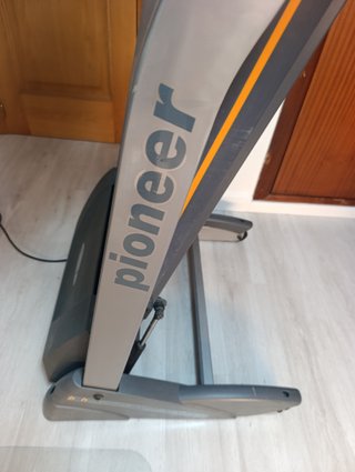 Cinta de Correr BH Pioneer G6484N