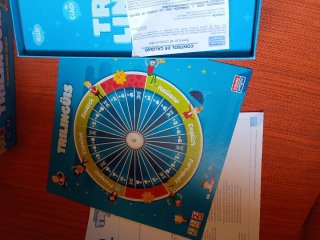 Juego de mesa Trilinguis de Falomir Juegos