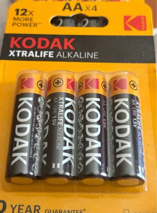Pilas de marcas Duracell y Kodak .  Liquidación .