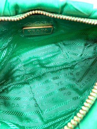 Bolso Prada Pouch Verde
