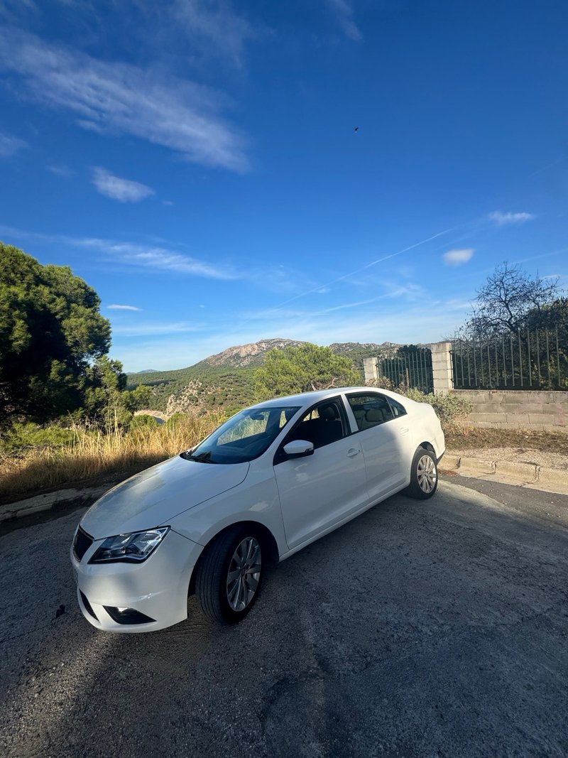 SEAT Toledo 2015 - foto 1