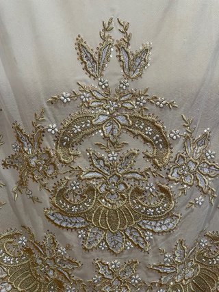 Conjunto Manteleta y Delantal