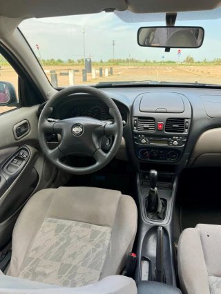 Nissan Almera 2004